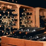 faut-il conserver les bouteilles de vin couchées ?